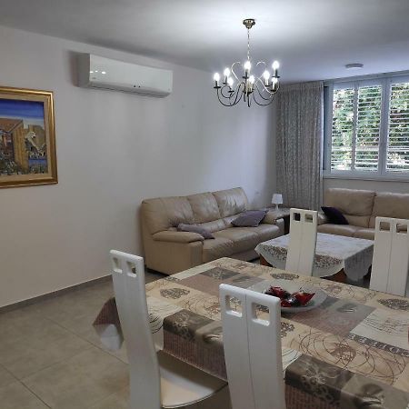 Herzliya Center Apartments Eksteriør bilde