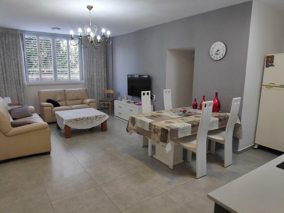 Herzliya Center Apartments Eksteriør bilde